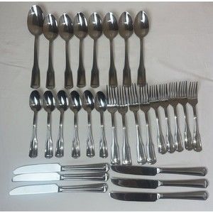 Americana Classic (Stainless) by HAMPTON SILVERSMITHS 29 Pieces
